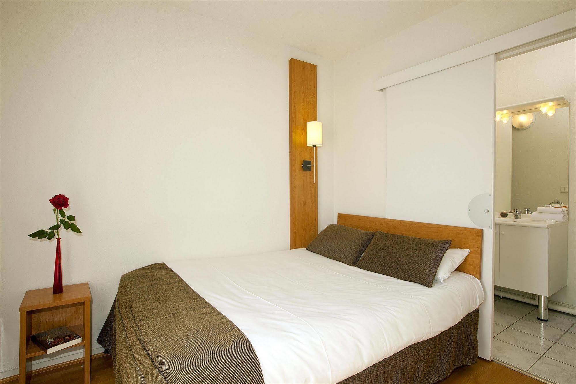 Sejours & Affaires Nantes La Beaujoire Aparthotel Kültér fotó